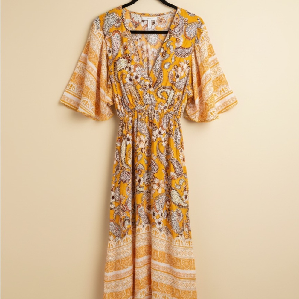 Casual Boho Paisley Print Midi Dress - Yellow. Perfect for Easter brunch.